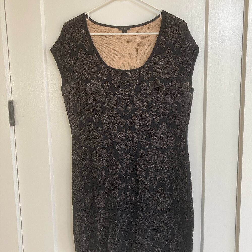 Ann Taylor shift dress
